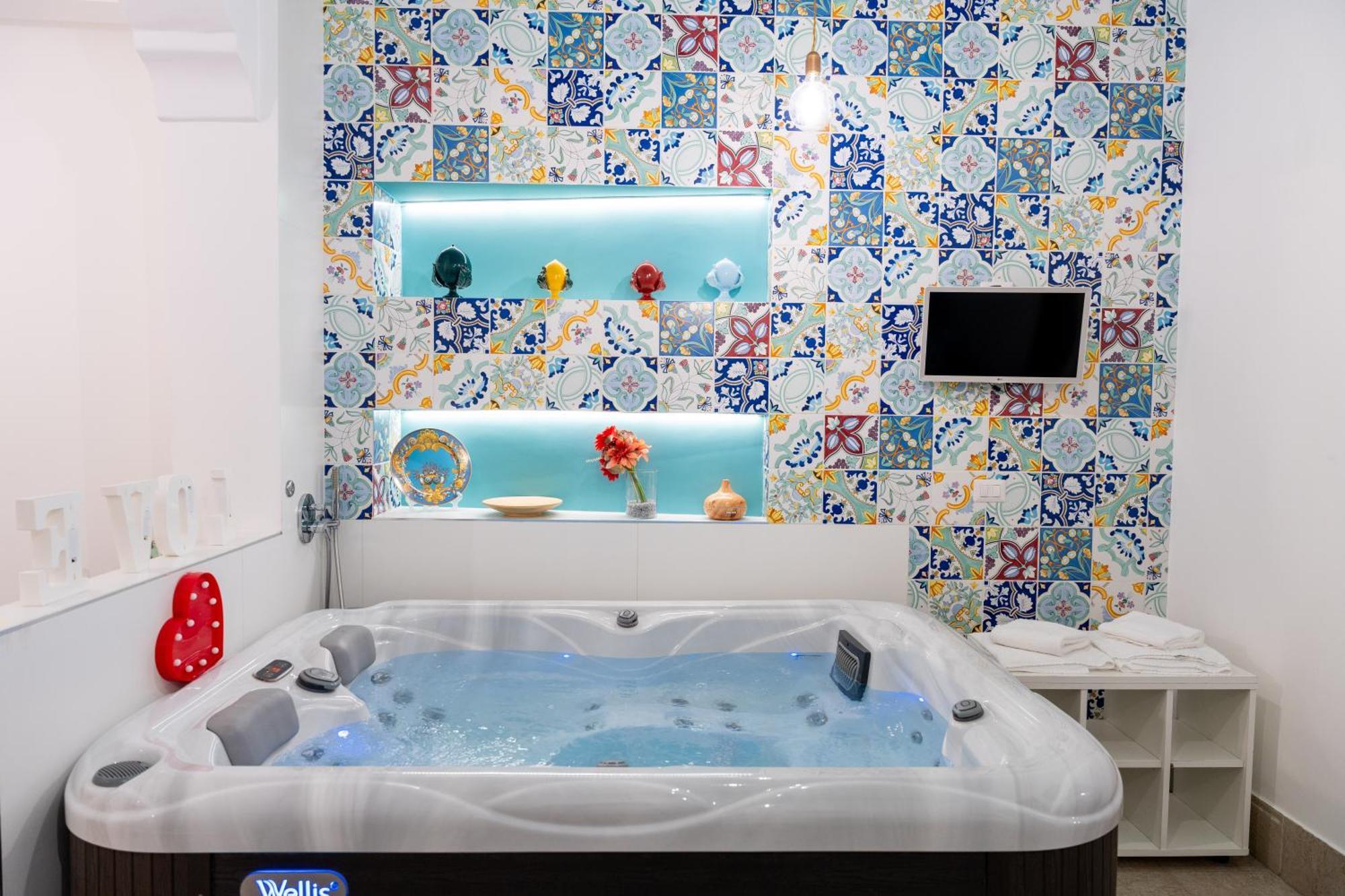 Palazzo Nicolaus Del Borgo Antico Bed & Breakfast Bari Luaran gambar
