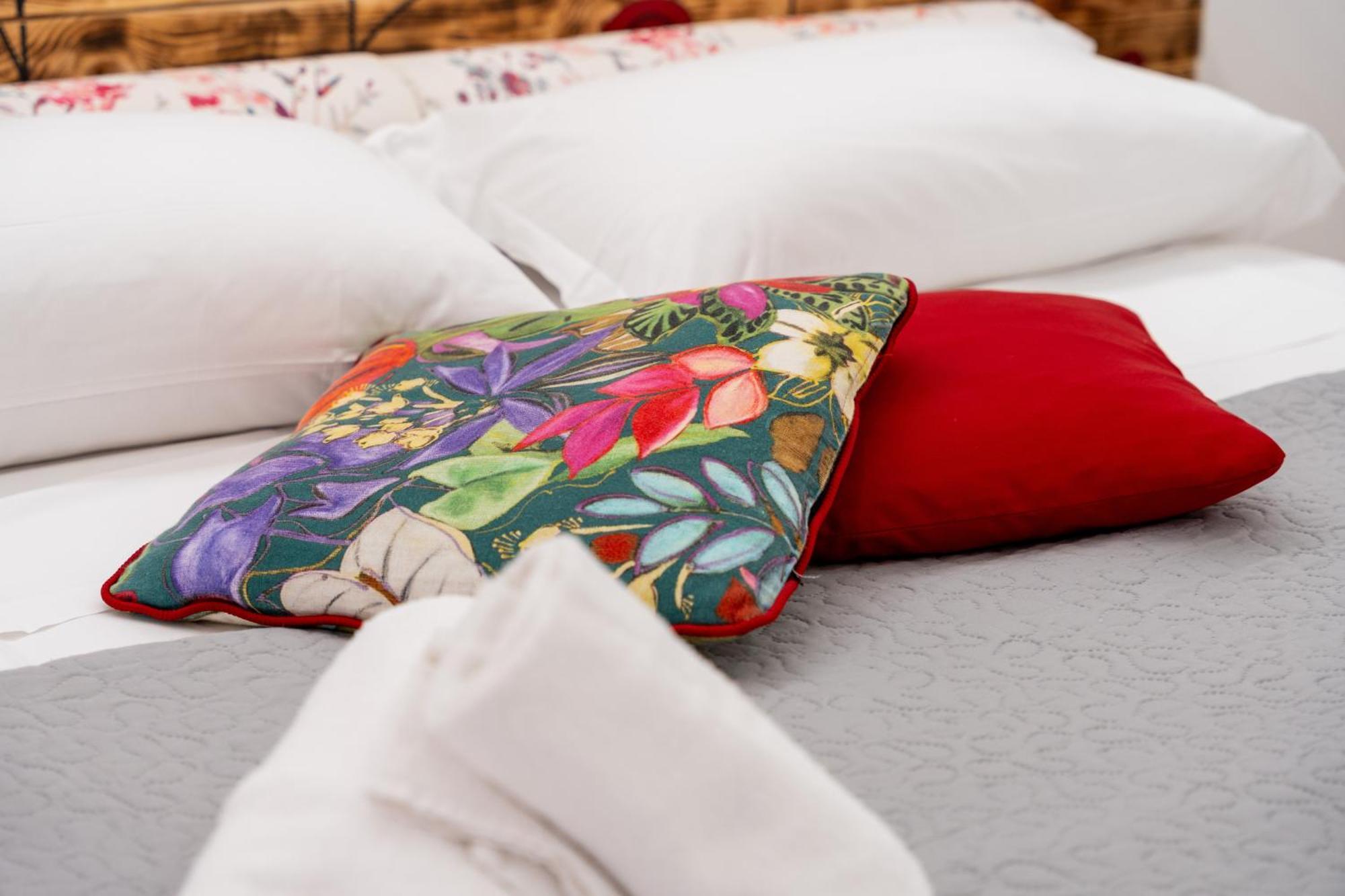 Palazzo Nicolaus Del Borgo Antico Bed & Breakfast Bari Luaran gambar