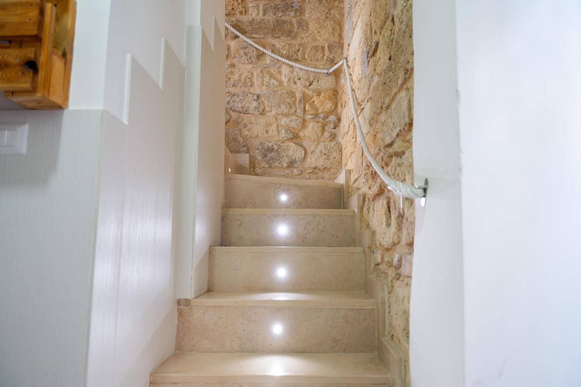 Palazzo Nicolaus Del Borgo Antico Bed & Breakfast Bari Luaran gambar