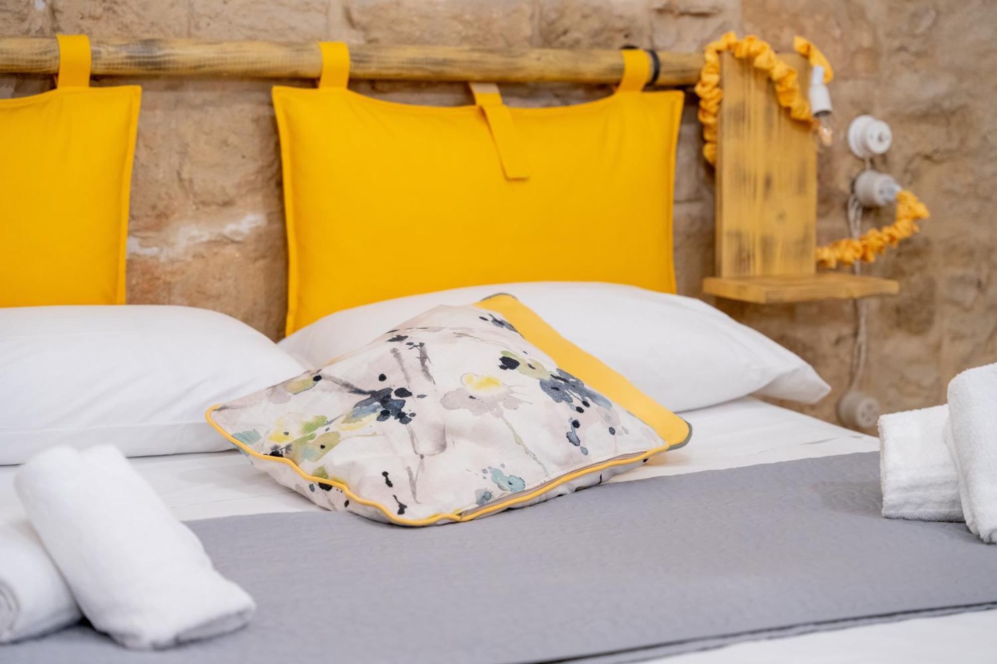 Palazzo Nicolaus Del Borgo Antico Bed & Breakfast Bari Luaran gambar
